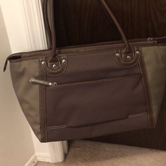 Tommy Hilfiger Torrey Business Case/Travel Bag NWT - Picture 6 of 14